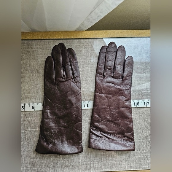 Principals Leather Gloves - Picture 7 of 10